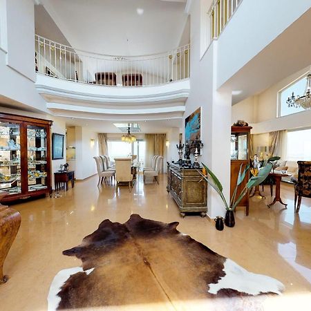 Luxury Villa Allure Dhafnes Екстер'єр фото