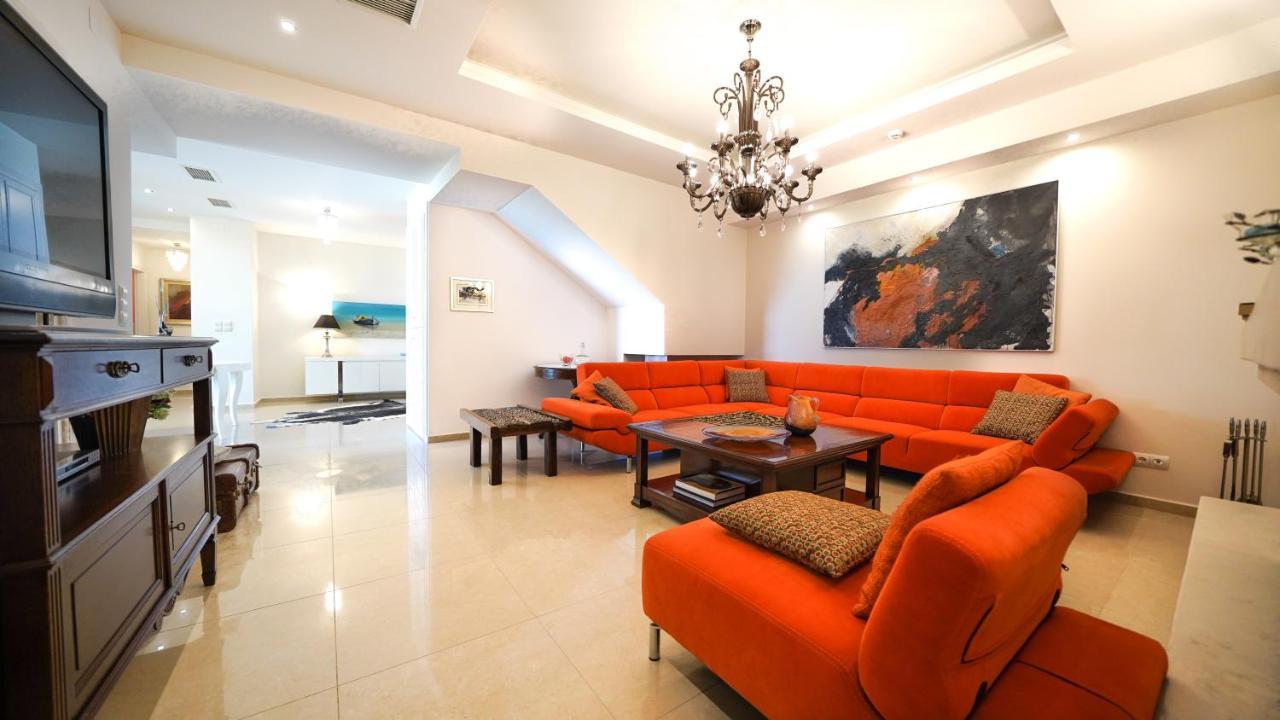 Luxury Villa Allure Dhafnes Екстер'єр фото